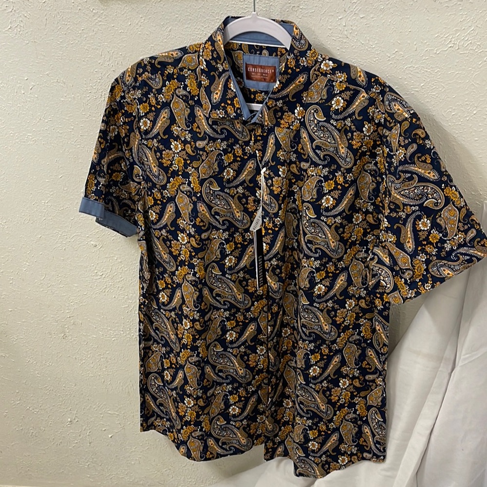 Consequence Men’s button Front Short Sleeve Shirt Size L NWT Paisley Ret $60 W